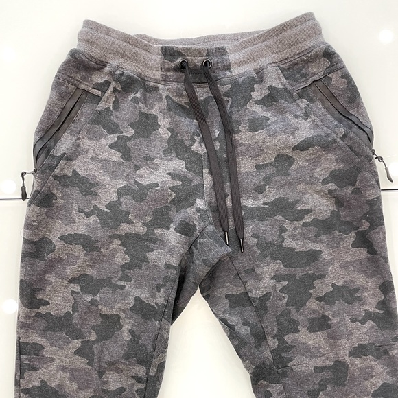 Kyodan Camo Jogger Sweatpants - Picture 3 of 9